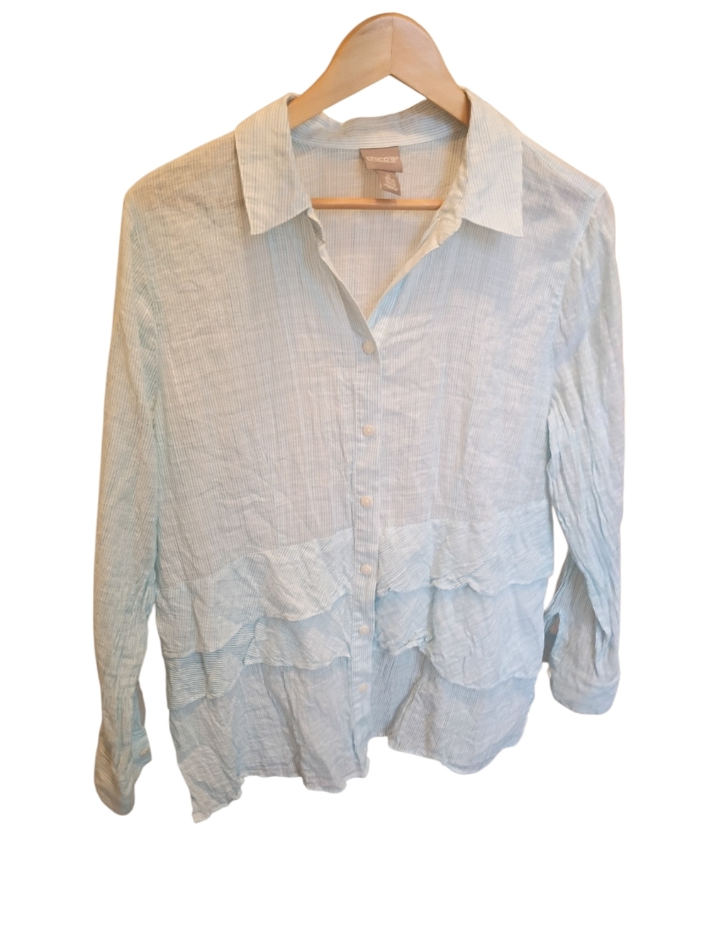 Chicos Light Blue Longsleeve Buttondown Size 2